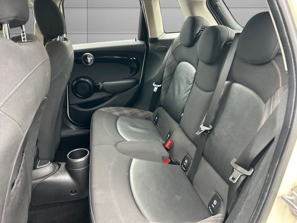 Used MINI Hatch 2018 for sale - 76279682: Photo 15