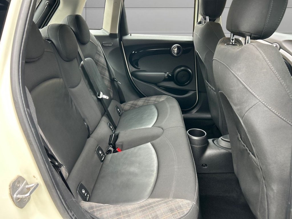 Used MINI Hatch 2018 for sale - 76279682: Photo 17