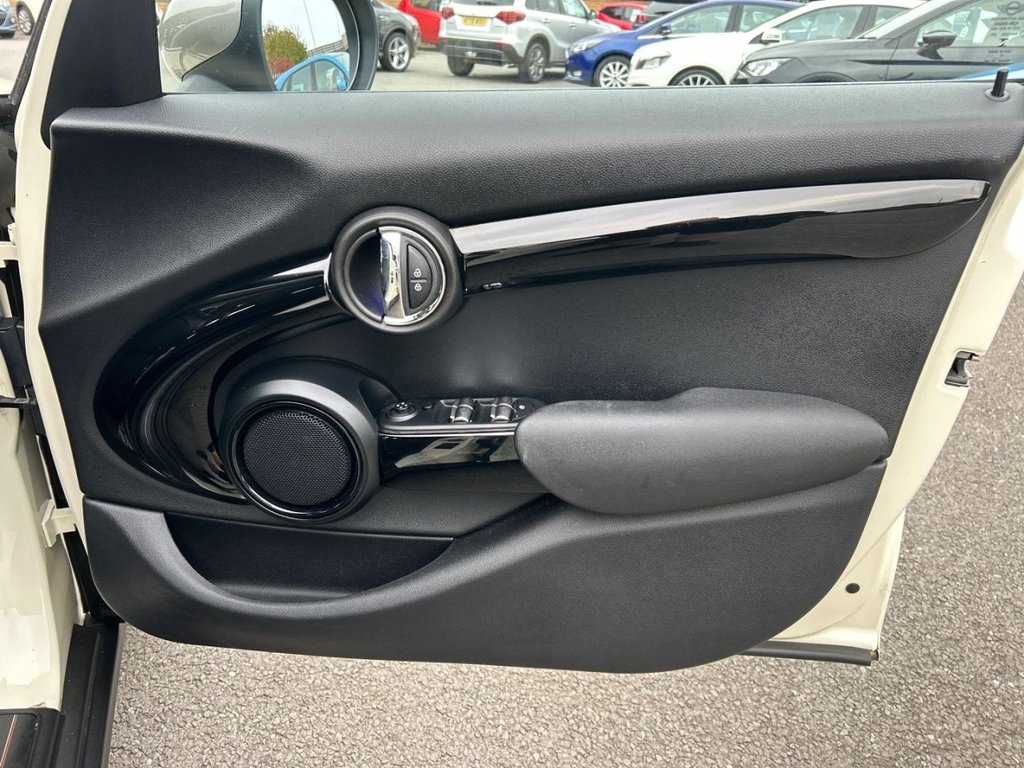 Used MINI Hatch 2018 for sale - 76279682: Photo 24