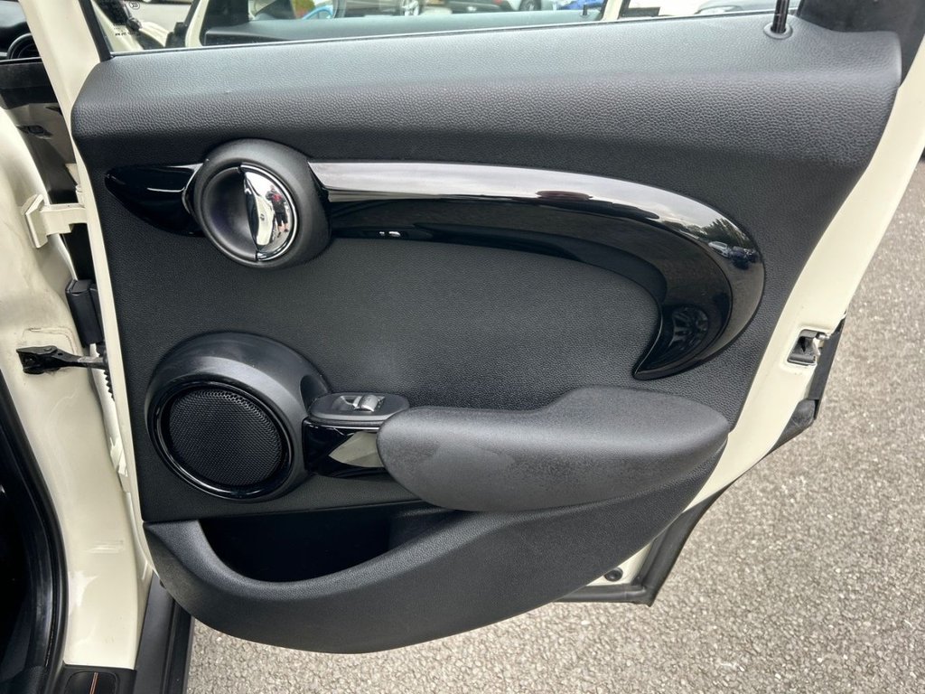 Used MINI Hatch 2018 for sale - 76279682: Photo 25