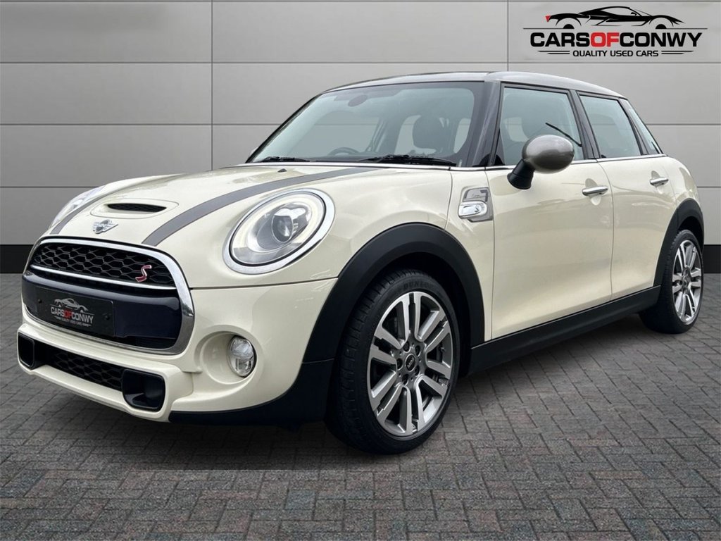 Used MINI Hatch 2018 for sale - 76279682: Photo 3