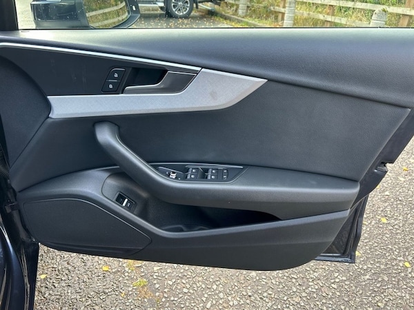 Used Audi A4 Avant 2018 for sale - 76313250: Photo 25