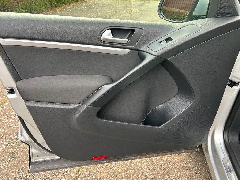 Used Volkswagen Tiguan 2015 for sale - 76361561: Photo 25