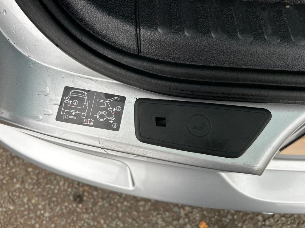 Used Volkswagen Tiguan 2015 for sale - 76361561: Photo 28