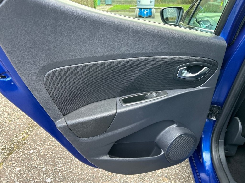 Used Renault Clio 2018 for sale - 77795067: Photo 28