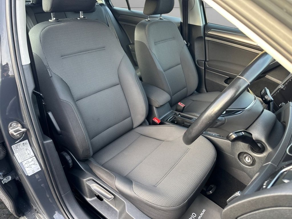 Used Volkswagen Golf 2018 for sale - 77167242: Photo 10