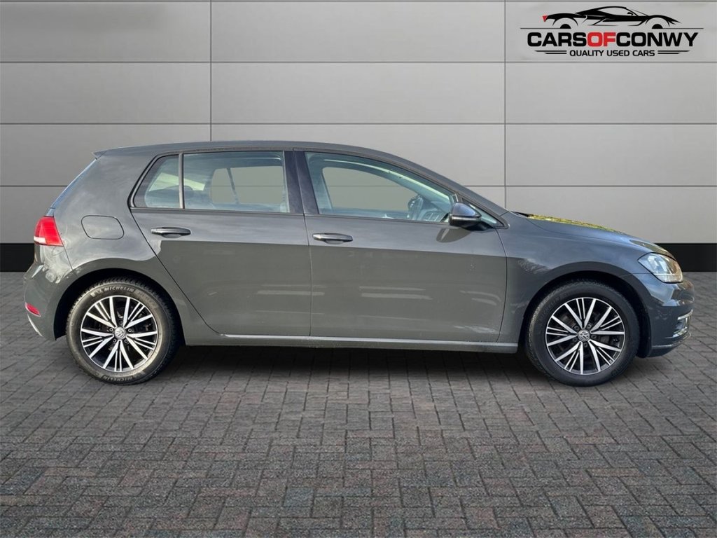 Used Volkswagen Golf 2018 for sale - 77167242: Photo 8