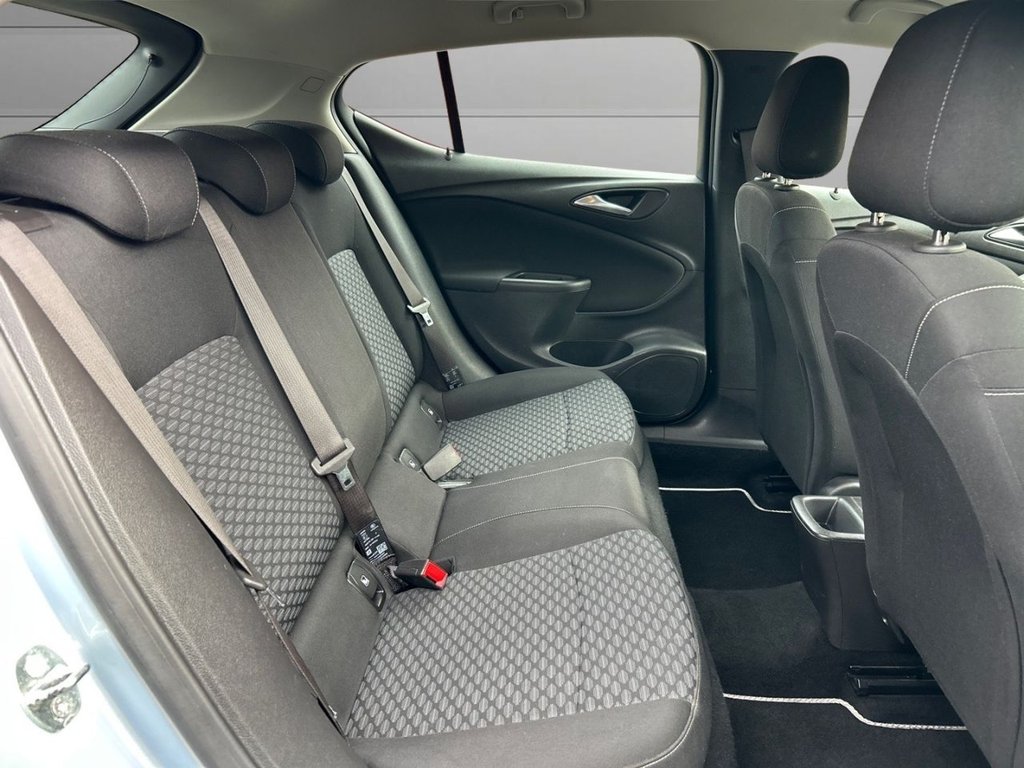 Used Vauxhall Astra 2017 for sale - 77636789: Photo 17