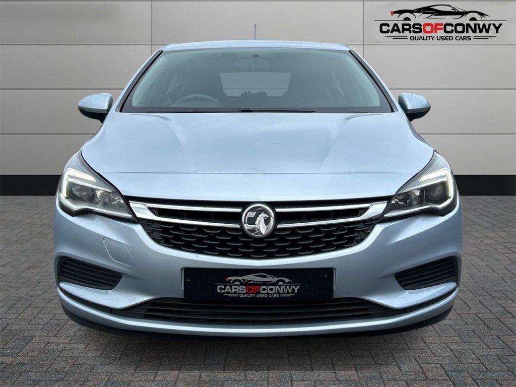 Used Vauxhall Astra 2017 for sale - 77636789: Photo 2