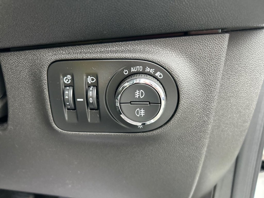 Used Vauxhall Corsa 2018 for sale - 76559342: Photo 29