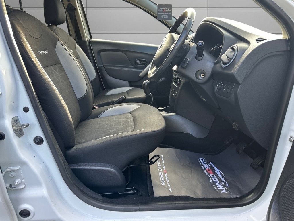 Used Dacia Sandero Stepway 2015 for sale - 76558721: Photo 11