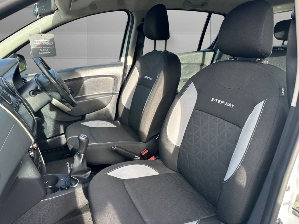 Used Dacia Sandero Stepway 2015 for sale - 76558721: Photo 13