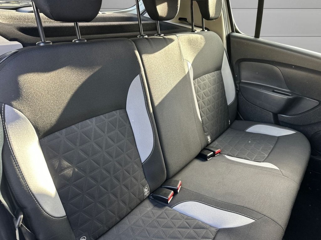 Used Dacia Sandero Stepway 2015 for sale - 76558721: Photo 17