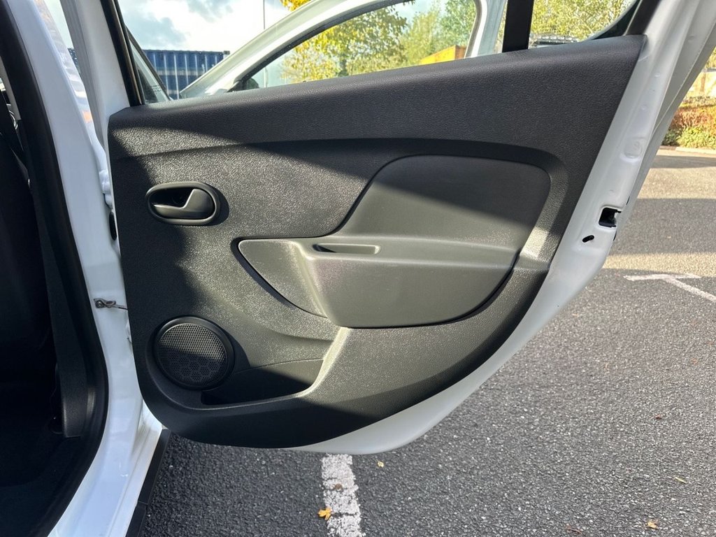 Used Dacia Sandero Stepway 2015 for sale - 76558721: Photo 24