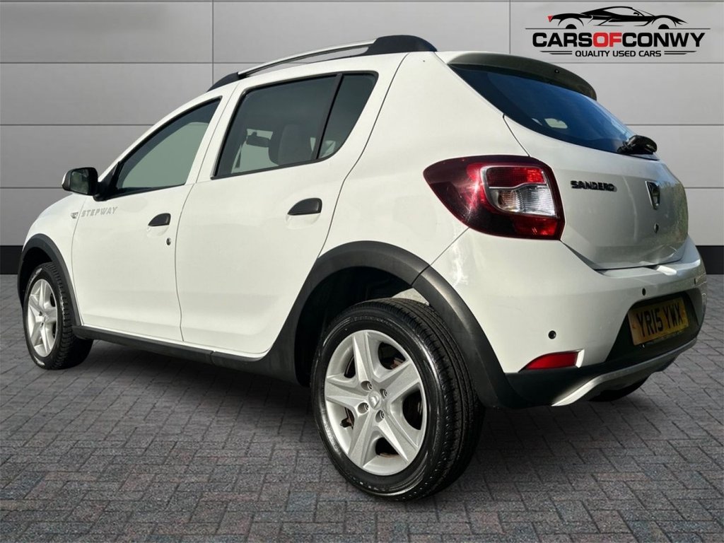 Used Dacia Sandero Stepway 2015 for sale - 76558721: Photo 5