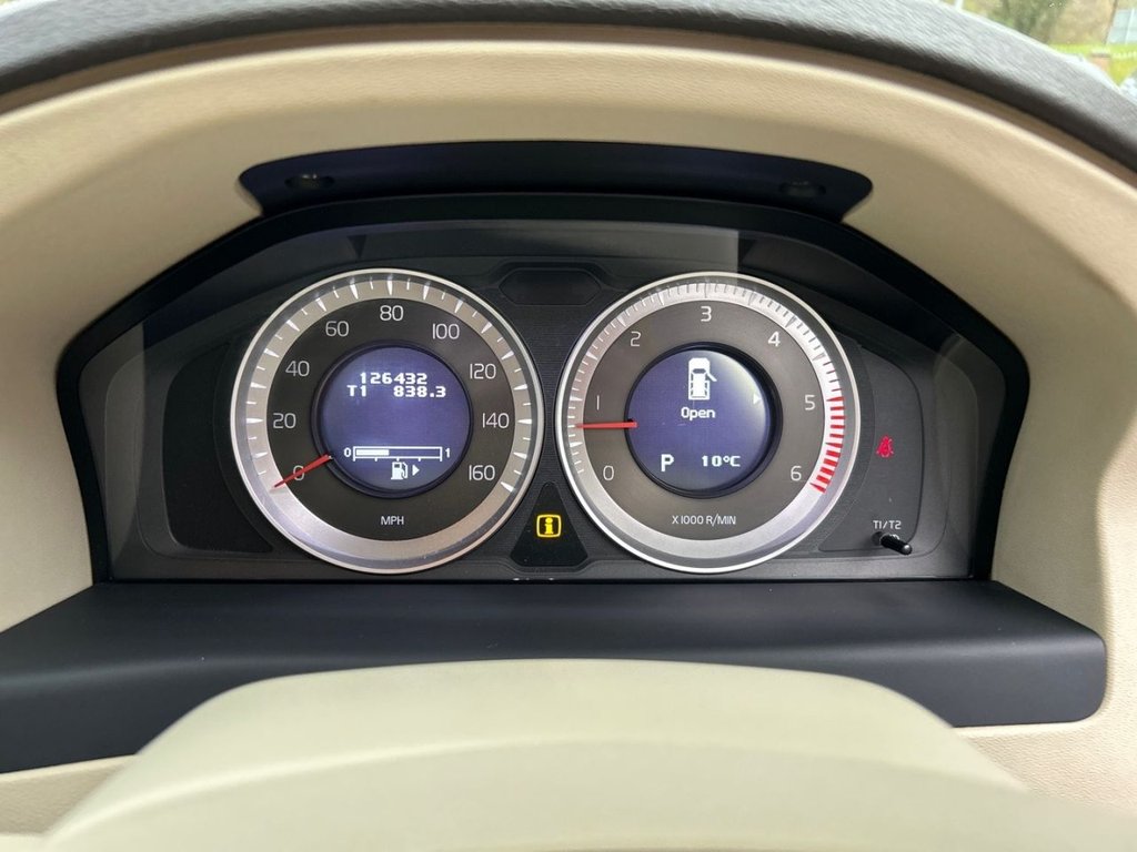 Used Volvo XC70 2011 for sale - 78153538: Photo 19