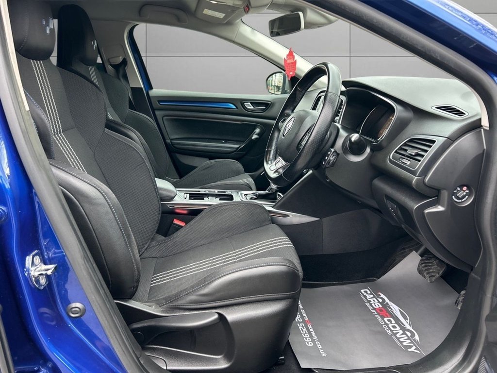 Used Renault Megane 2017 for sale - 77897643: Photo 11