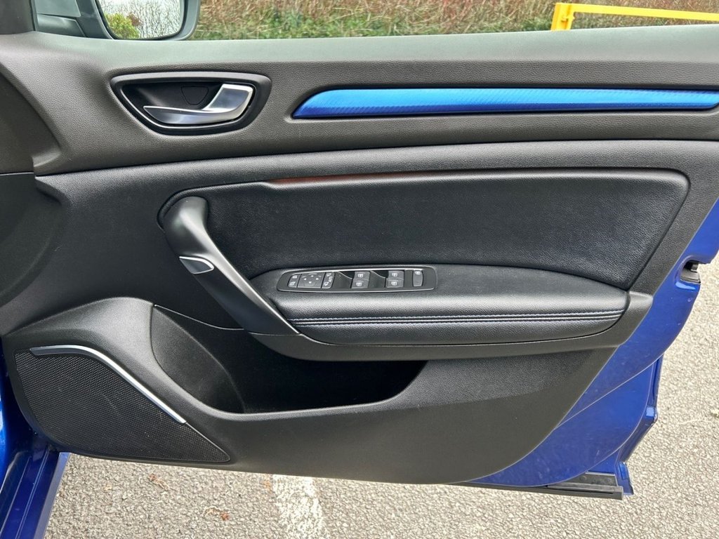 Used Renault Megane 2017 for sale - 77897643: Photo 25