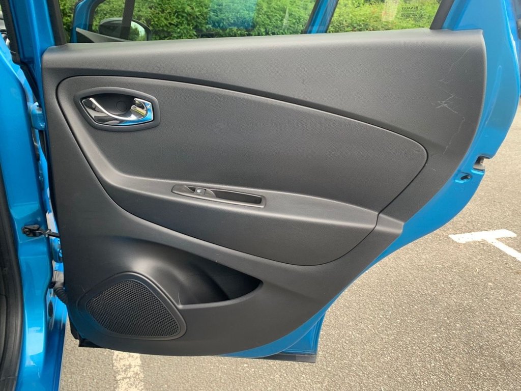 Used Renault Captur 2014 for sale - 76558499: Photo 25