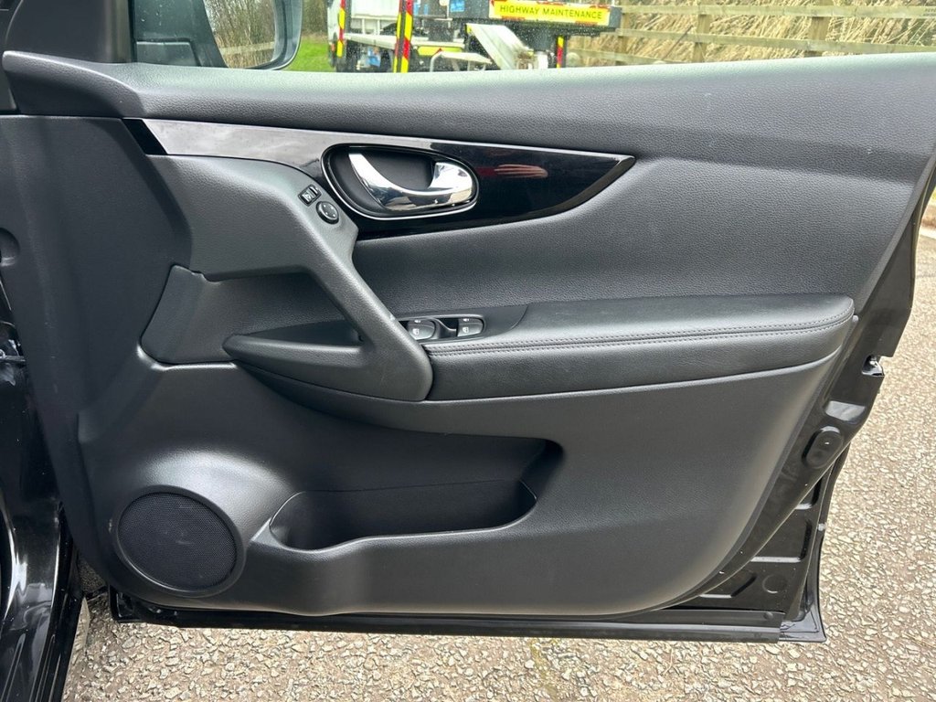 Used Nissan Qashqai 2018 for sale - 77341523: Photo 24