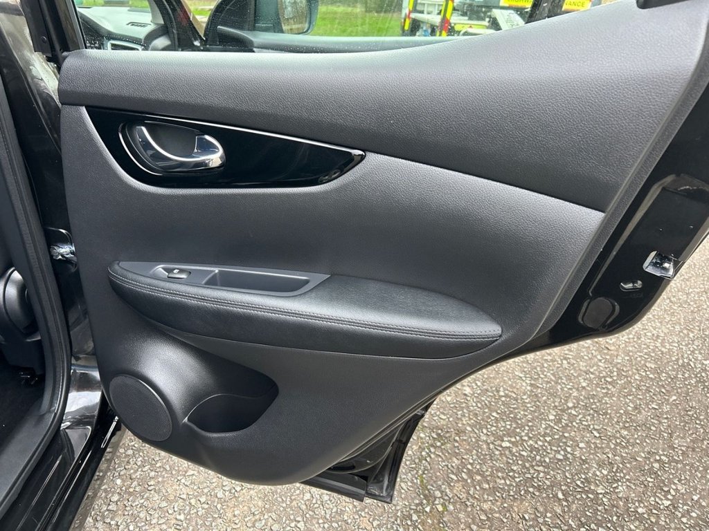 Used Nissan Qashqai 2018 for sale - 77341523: Photo 25