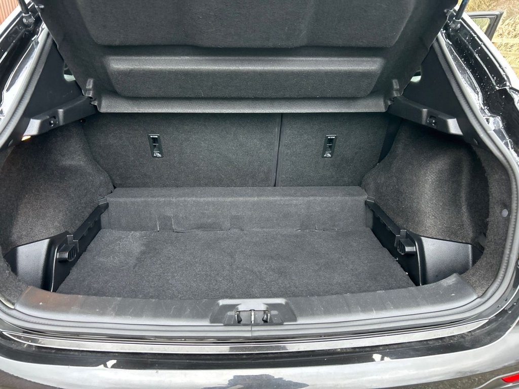 Used Nissan Qashqai 2018 for sale - 77341523: Photo 28