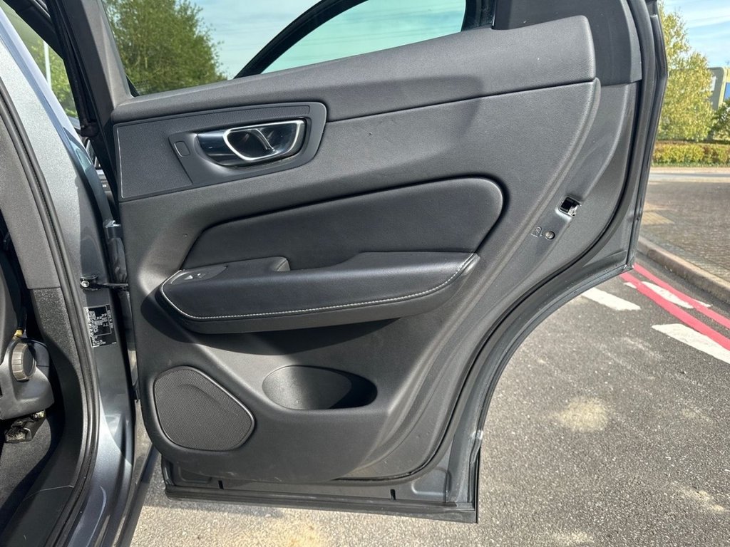 Used Volvo XC60 2017 for sale - 76665565: Photo 25