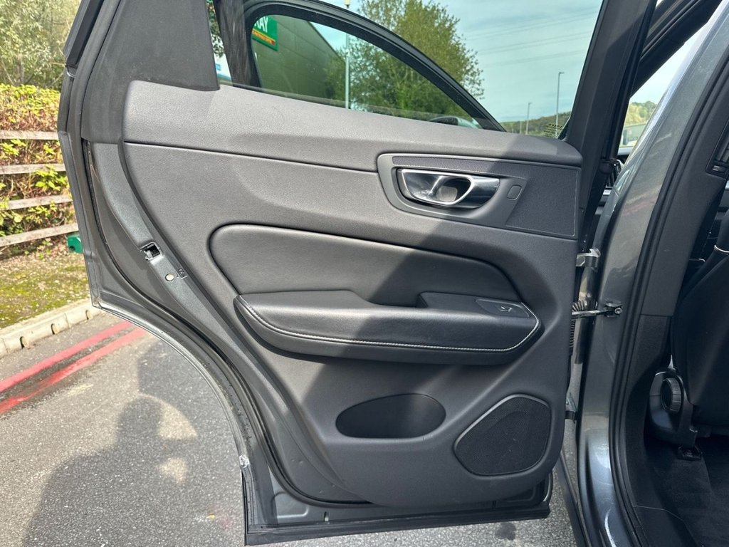 Used Volvo XC60 2017 for sale - 76665565: Photo 27