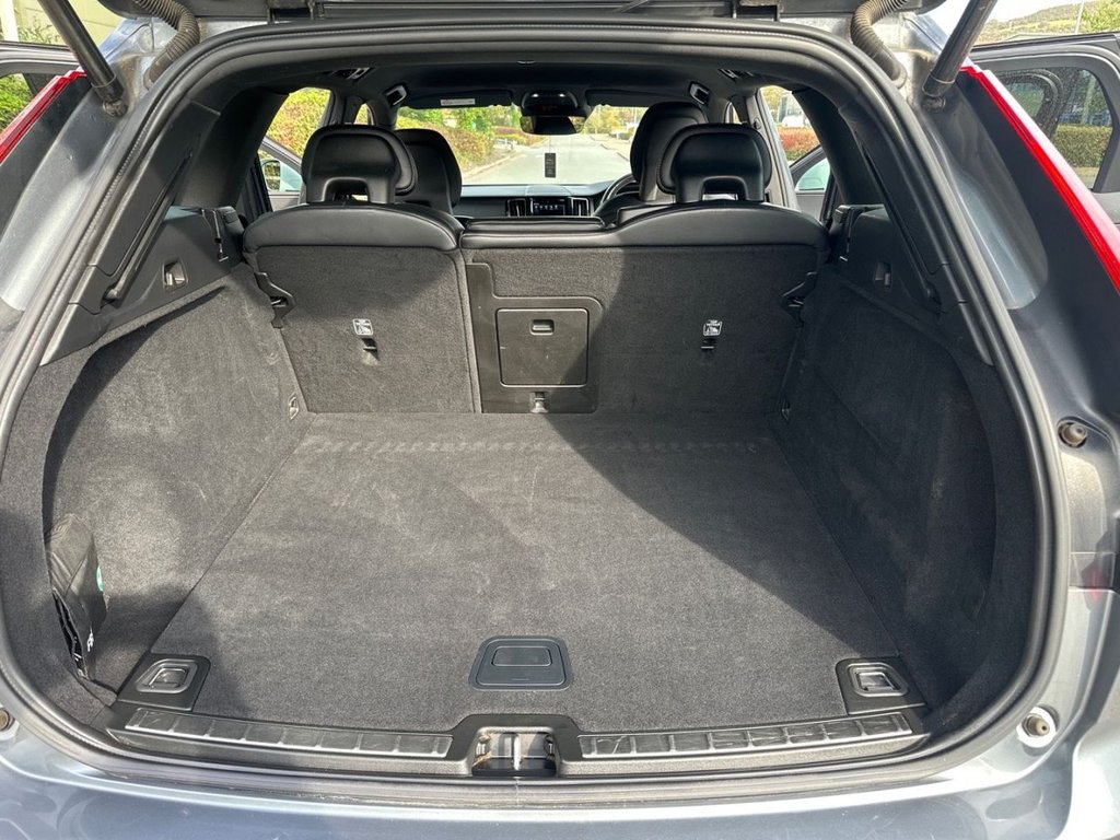 Used Volvo XC60 2017 for sale - 76665565: Photo 29