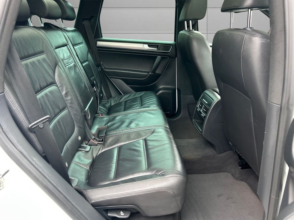 Used Volkswagen Touareg 2015 for sale - 77608571: Photo 17