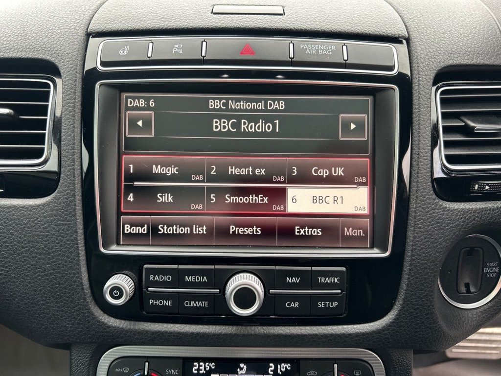 Used Volkswagen Touareg 2015 for sale - 77608571: Photo 22