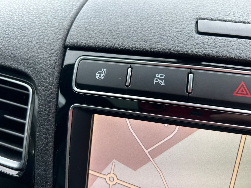 Used Volkswagen Touareg 2015 for sale - 77608571: Photo 25