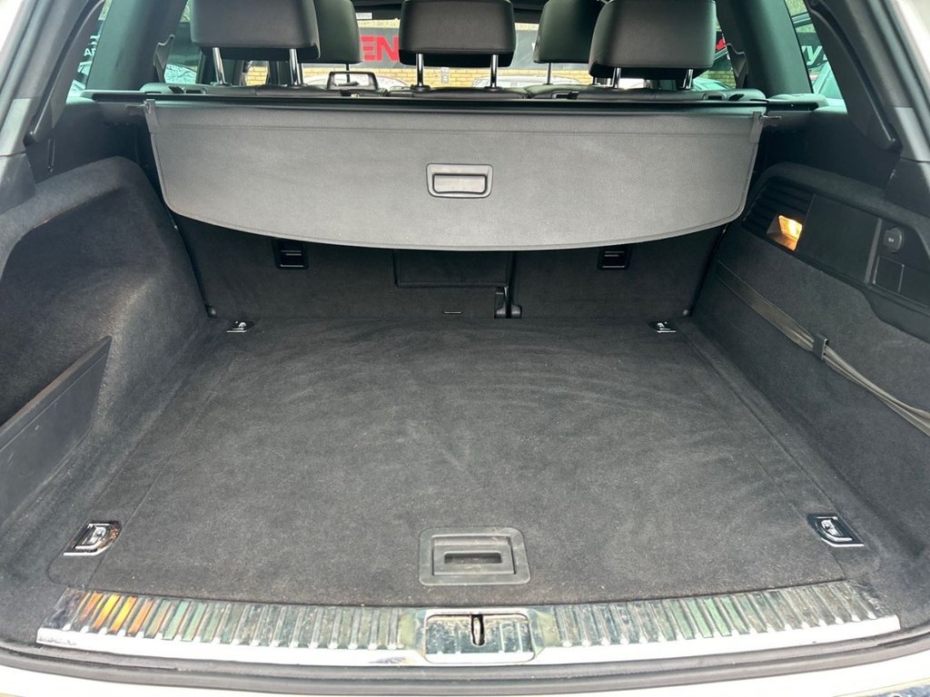 Used Volkswagen Touareg 2015 for sale - 77608571: Photo 30