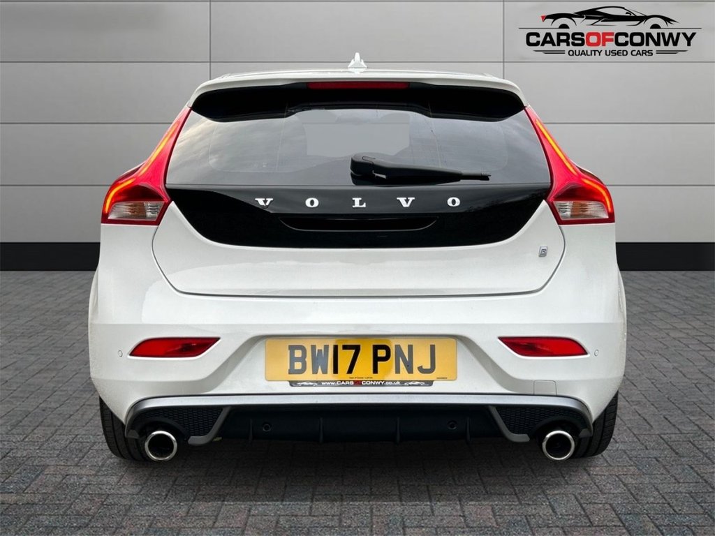 Used Volvo V40 2017 for sale - 76604492: Photo 6