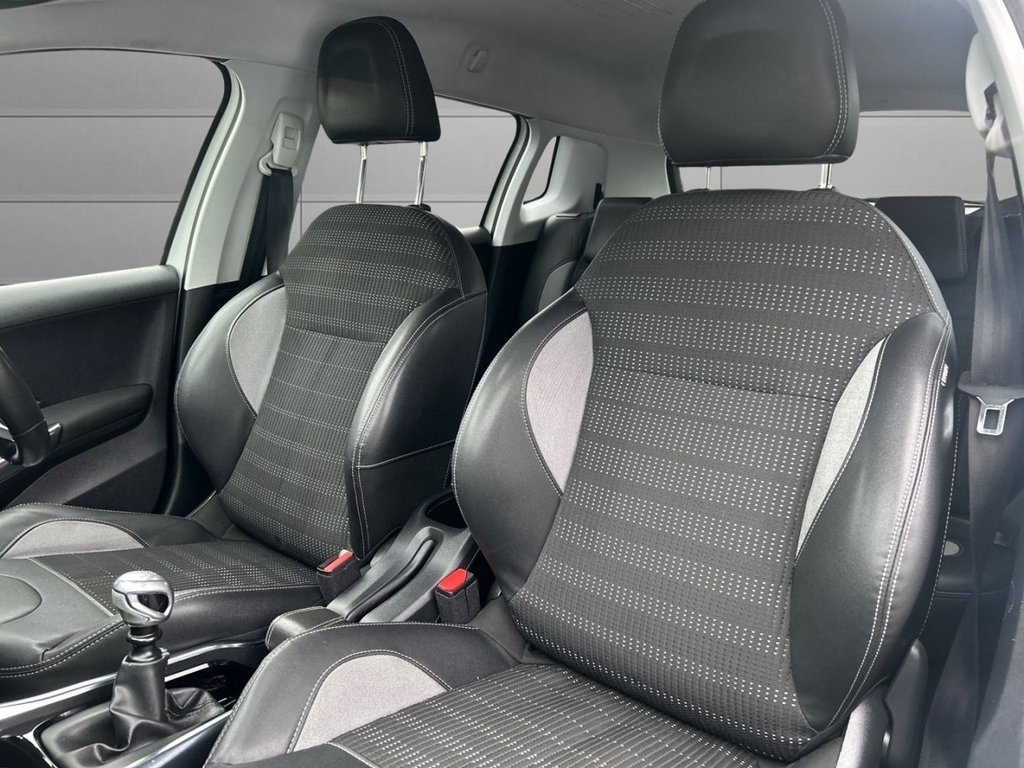 Used Peugeot 2008 2014 for sale - 77636784: Photo 13