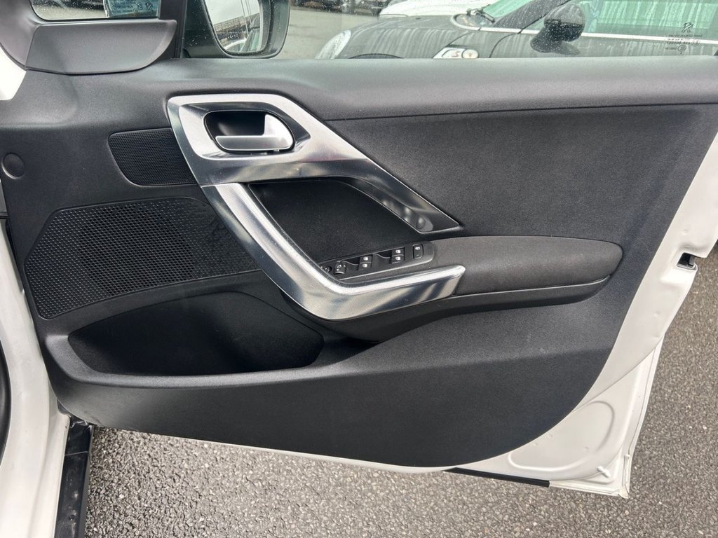 Used Peugeot 2008 2014 for sale - 77636784: Photo 25