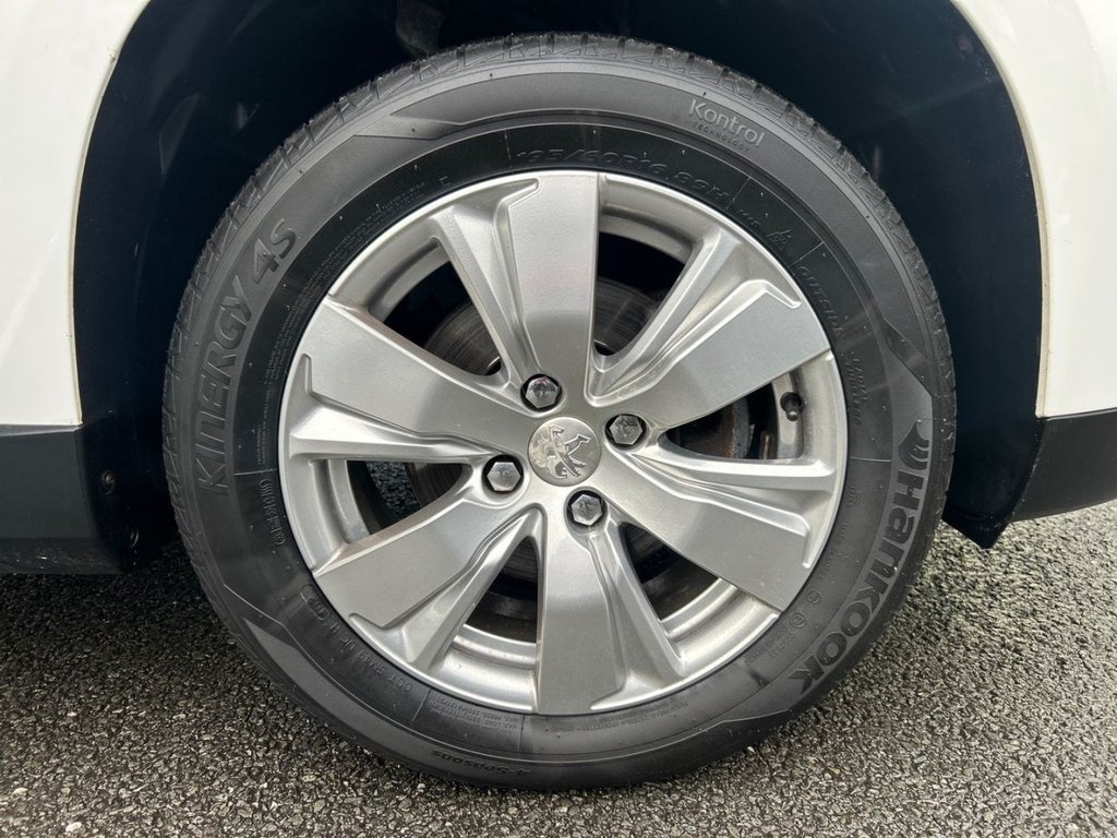 Used Peugeot 2008 2014 for sale - 77636784: Photo 30