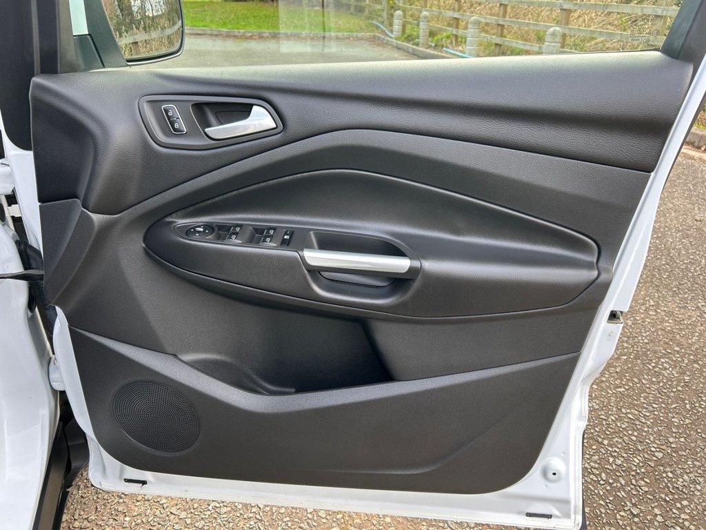 Used Ford Kuga 2013 for sale - 76670655: Photo 26