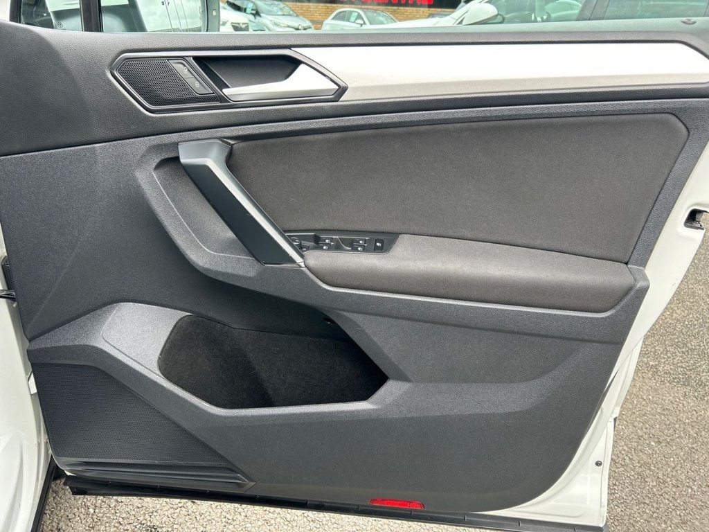 Used Volkswagen Tiguan 2017 for sale - 78140705: Photo 24