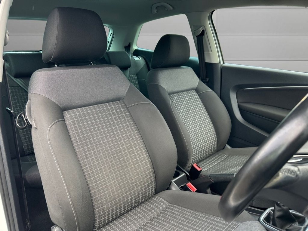 Used Volkswagen Polo 2016 for sale - 77897471: Photo 10