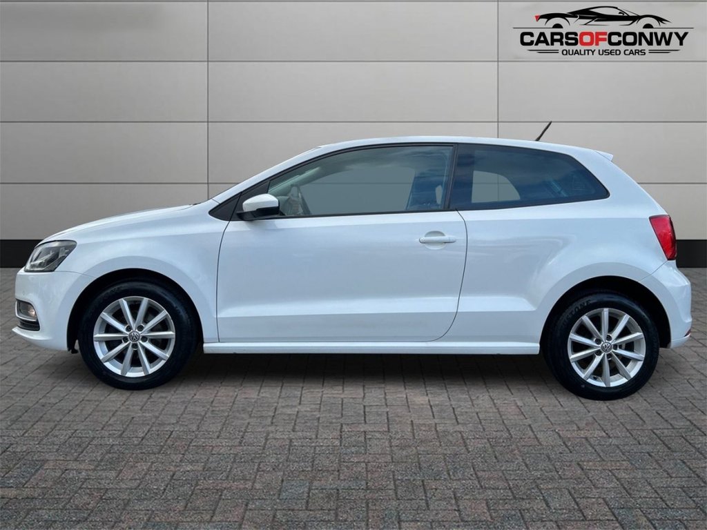 Used Volkswagen Polo 2016 for sale - 77897471: Photo 4