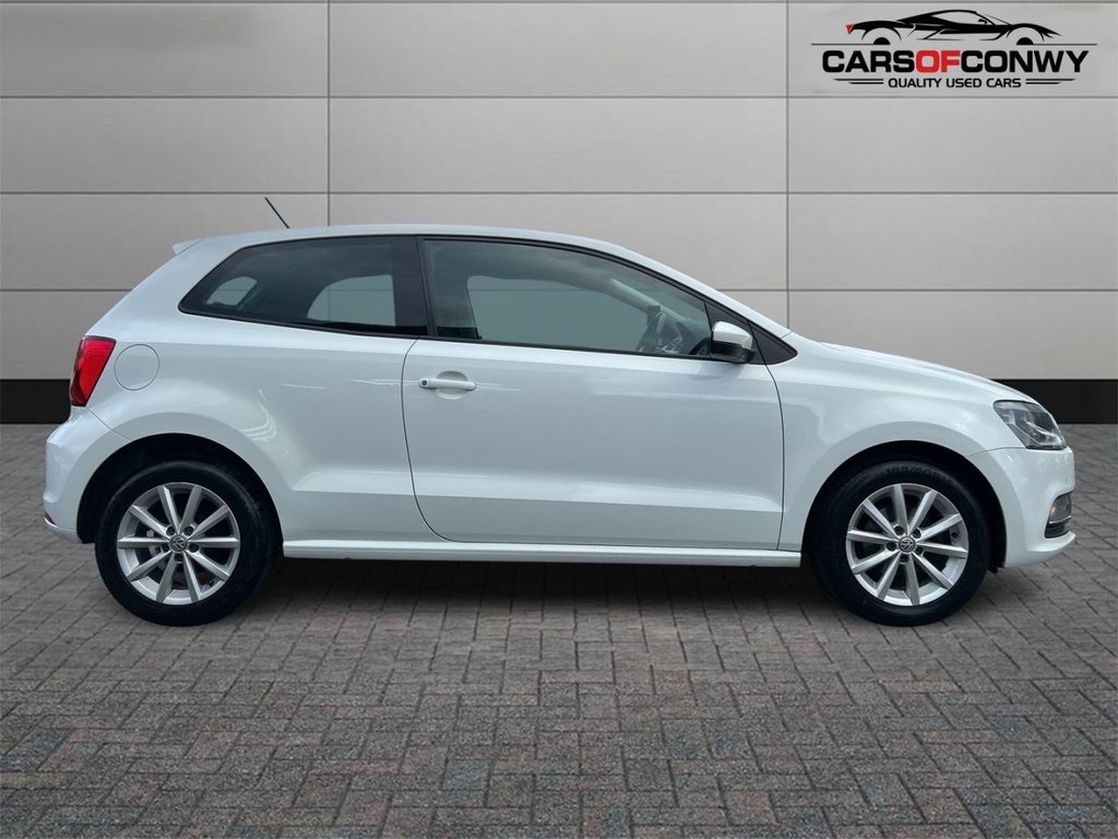 Used Volkswagen Polo 2016 for sale - 77897471: Photo 8