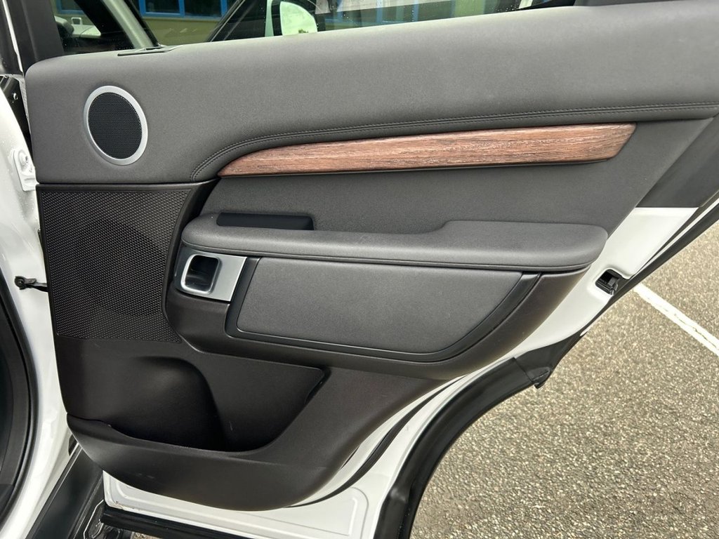 Used Land Rover Discovery 2017 for sale - 77072382: Photo 26