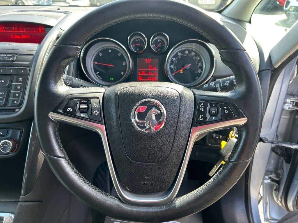 Used Vauxhall Zafira 2015 for sale - 78061972: Photo 18