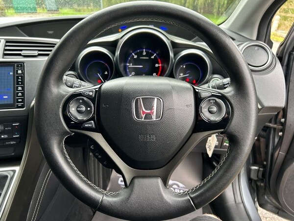 Used Honda Civic 2015 for sale - 76111943: Photo 18