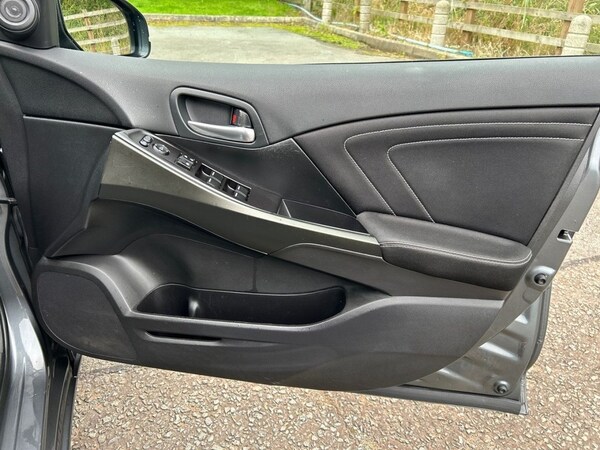 Used Honda Civic 2015 for sale - 76111943: Photo 24