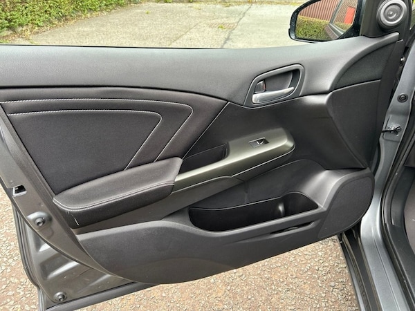 Used Honda Civic 2015 for sale - 76111943: Photo 26