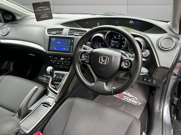 Used Honda Civic 2015 for sale - 76111943: Photo 9