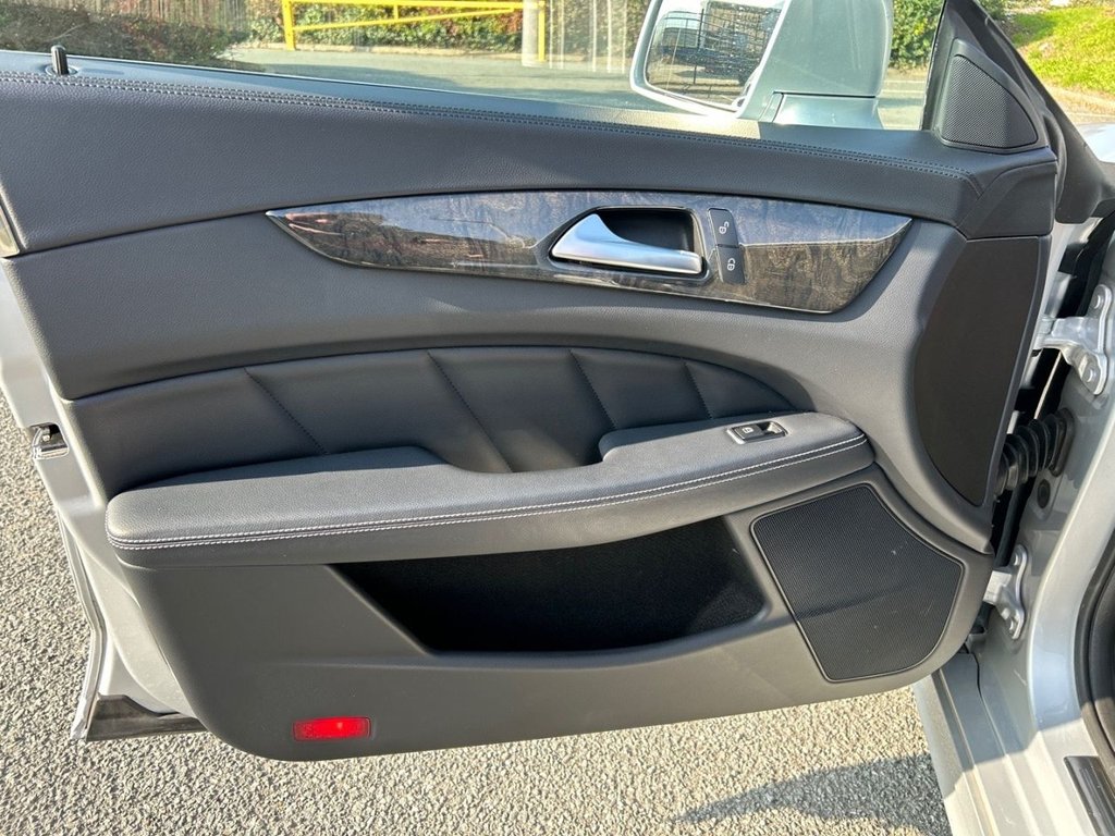 Used Mercedes-Benz CLS 2015 for sale - 76356260: Photo 26