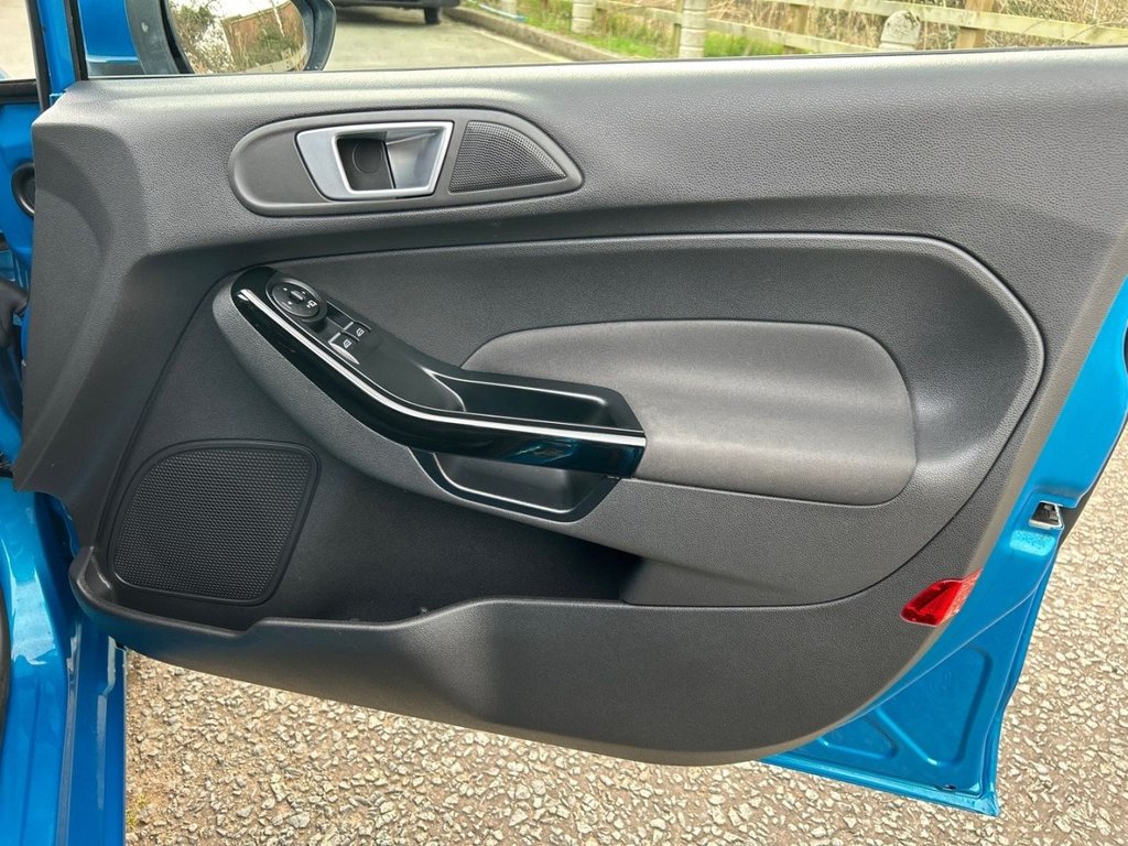 Used Ford Fiesta 2015 for sale - 77795012: Photo 25